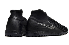 Nike Phantom Luna II Elite Society na internet