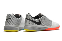 Nike Lunar Gato II IC na internet