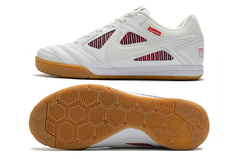 Supreme x Nike SB Gato Futsal - Affluence Sports | Loja Online de Chuteiras.