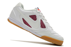 Supreme x Nike SB Gato Futsal - loja online