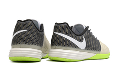 Nike Lunar Gato II IC na internet