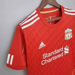 Camisa Retrô Liverpool Home 2010/11 - Affluence Sports | Loja Online de Chuteiras.