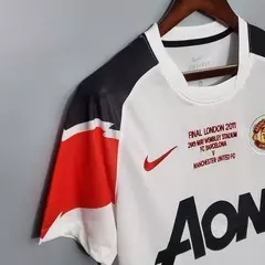 Camisa Retrô Manchester United Away 2010/11 - Affluence Sports | Loja Online de Chuteiras.