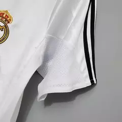 Camisa Retrô Real Madrid Home 2004/05