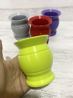 MATE PLASTICO SIMPLE (NO INCLUYE BOMBILLA) - mayoristaserma