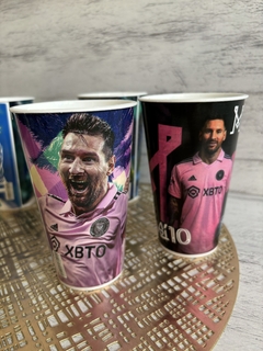 VASO CÓNICO PLASTICO FÚTBOL 400 cc - mayoristaserma