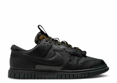 SB Dunk Low Jumbo Black & Gold