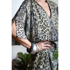 Vestido de seda animal print - comprar online