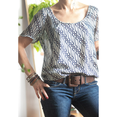 Blusa estampada de seda Animale - comprar online