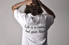 Camiseta Kayout Life is a Beach - loja online