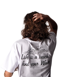 Camiseta Kayout Life is a Beach - loja online