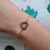 Pulsera ajustable corazón arcoiris acero dorado - comprar en línea