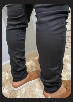 CALÇA SARJA ALFAIATARIA SUPER SKINNY PRETA (+ poliéster) REF 9003 na internet