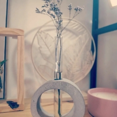 Vaso em flor_Minimalista_ Redondinho - comprar online