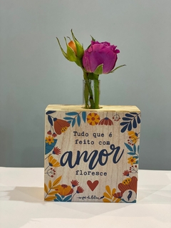 Mini Vaso Quadrado Feito Com Amor Floresce - Pinus 8x8 na internet