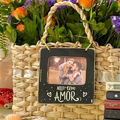 Mini Placa Fotos Aqui tem amor - Amanhã te Conto um Segredo - Atacado