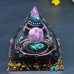 Orgonite Pirâmide 12 Signos do Zodíaco Revitalização Energética - Amanhecer de Luz - Seu Universo de Luz Loja Online de Artigos Religiosos