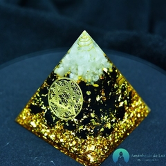 Orgonite Pirâmide Estrela de Davi Obsidiana Cristal Branco - Amanhecer de Luz - Seu Universo de Luz Loja Online de Artigos Religiosos