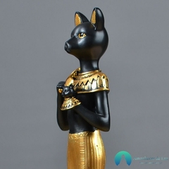 Escultura Deusa Egípcia Bastet em Resina Ornamental - Amanhecer de Luz - Seu Universo de Luz Loja Online de Artigos Religiosos