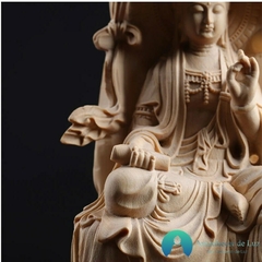 Escultura de Madeira Templo Kuan Yin Deusa do Amor e Misericordia - comprar online