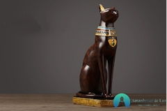 Escultura Gato Egípcio Deusa Bastet em Resina Vermelho Acetinado na internet