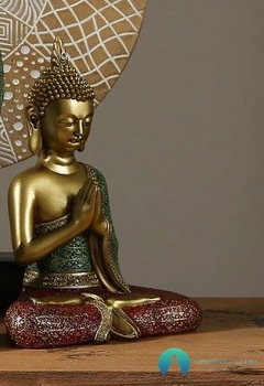 Escultura Buda Tibetano Ouro Em Resina - Amanhecer de Luz - Seu Universo de Luz Loja Online de Artigos Religiosos