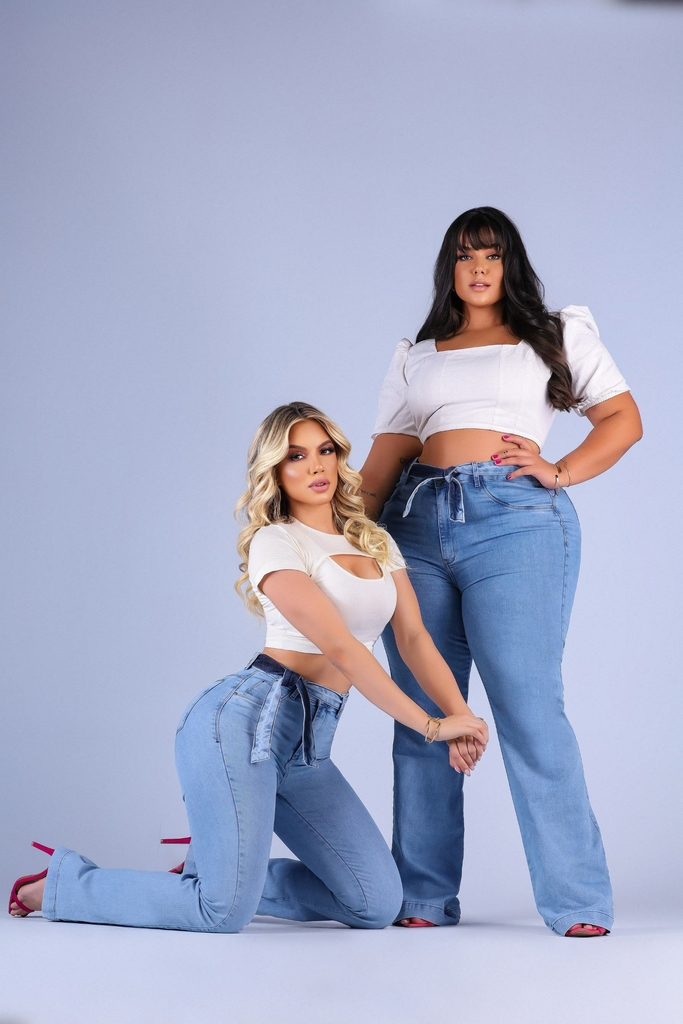 Calça jeans plus size flare - R$ 179.90, cor Azul #9419, compre