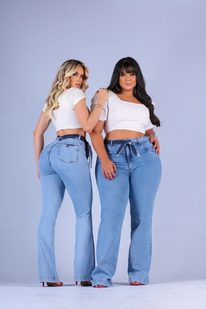 Calça jeans plus size flare - R$ 179.90, cor Azul #9419, compre