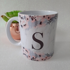 Imagem do Caneca Alfabeto Floral