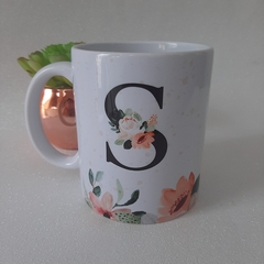 Imagem do Caneca Alfabeto Floral