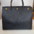 Bolsa Burberry Calfskin Large Preta