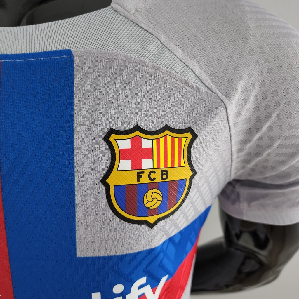 Adidas lança camisa com “erro” para a Catalunha