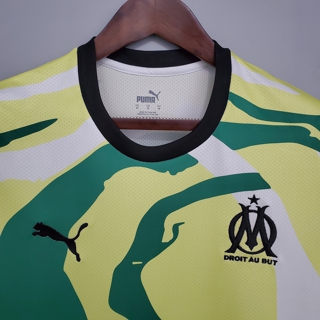 Camisa Olympique de Marseille OM Africa 21/22 Torcedor Puma Masculina -  Branco, Verde e Amarelo