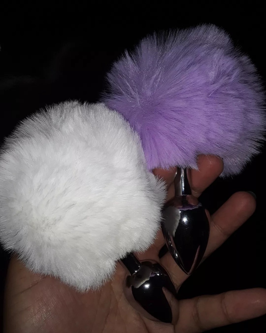 PLUG ANAL POMPOM M - Comprar em Shirley Sensual Store