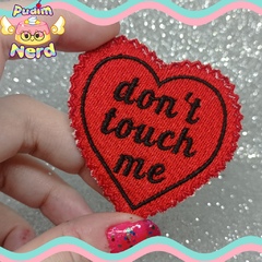 Patch aplique coração don't touch me com termocolante