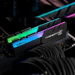 MEM DDR4 GSKILL TRIDENT Z 16GB 3600MT/S RGB CL18 BALCK en internet