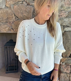 Sweater con tachas - tienda online