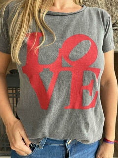 Remera Love