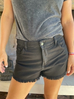 SHORT RIGIDO BLACK - comprar online