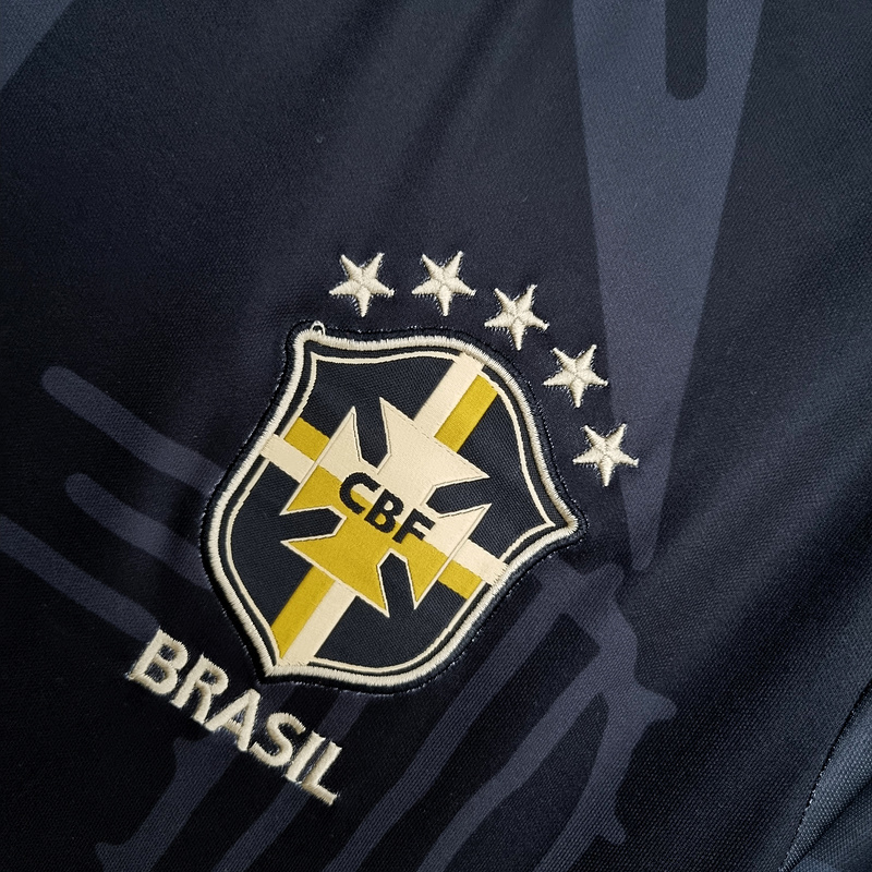 Camisa Seleção Brasileira 22/23 - Preto e Dourado