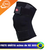 Joelheira de neoprene preta com fechos de velcro para suporte e proteção.