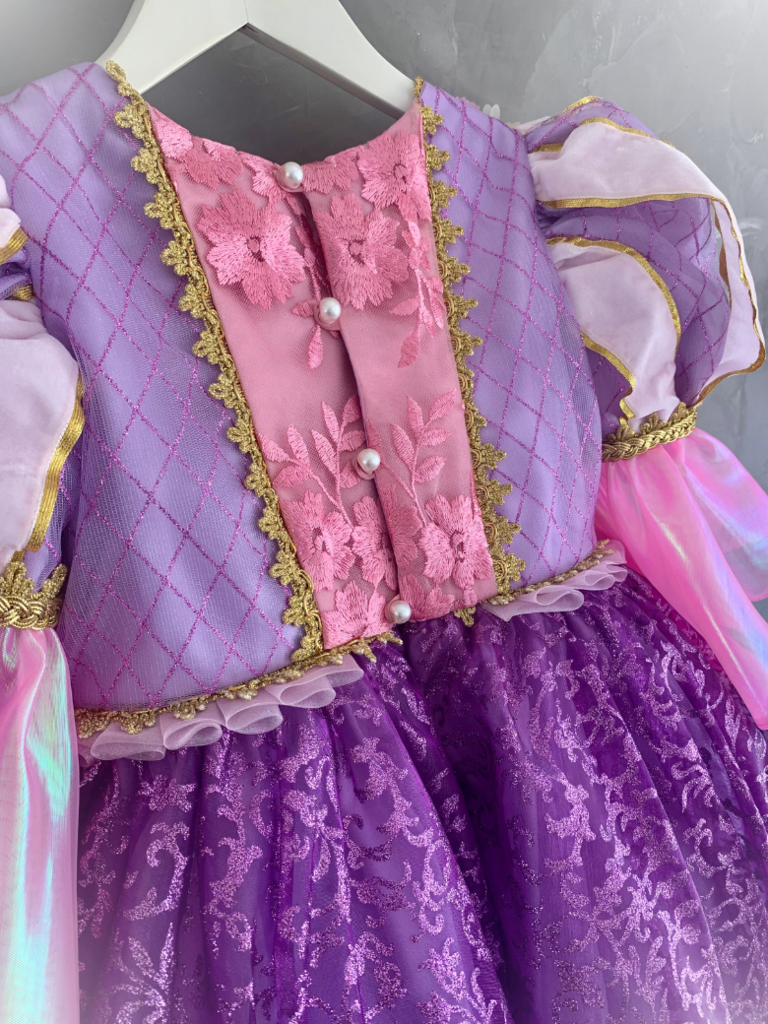 Fantasia Princesa Rapunzel e Princesa Sofia - Fabuloso Ateliê