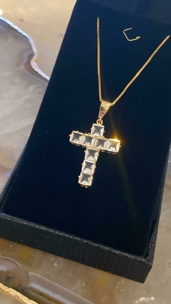 Colar Crucifixo Cristal Ouro - Elaine Palma