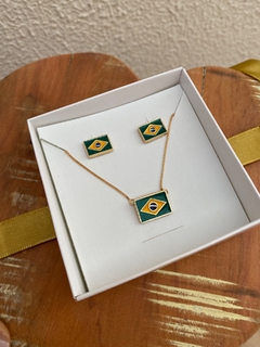 Conjunto Bandeira do Brasil Dourado