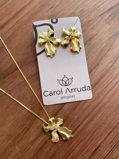 Conjunto Flor c/ Micro Zircônia Dourado