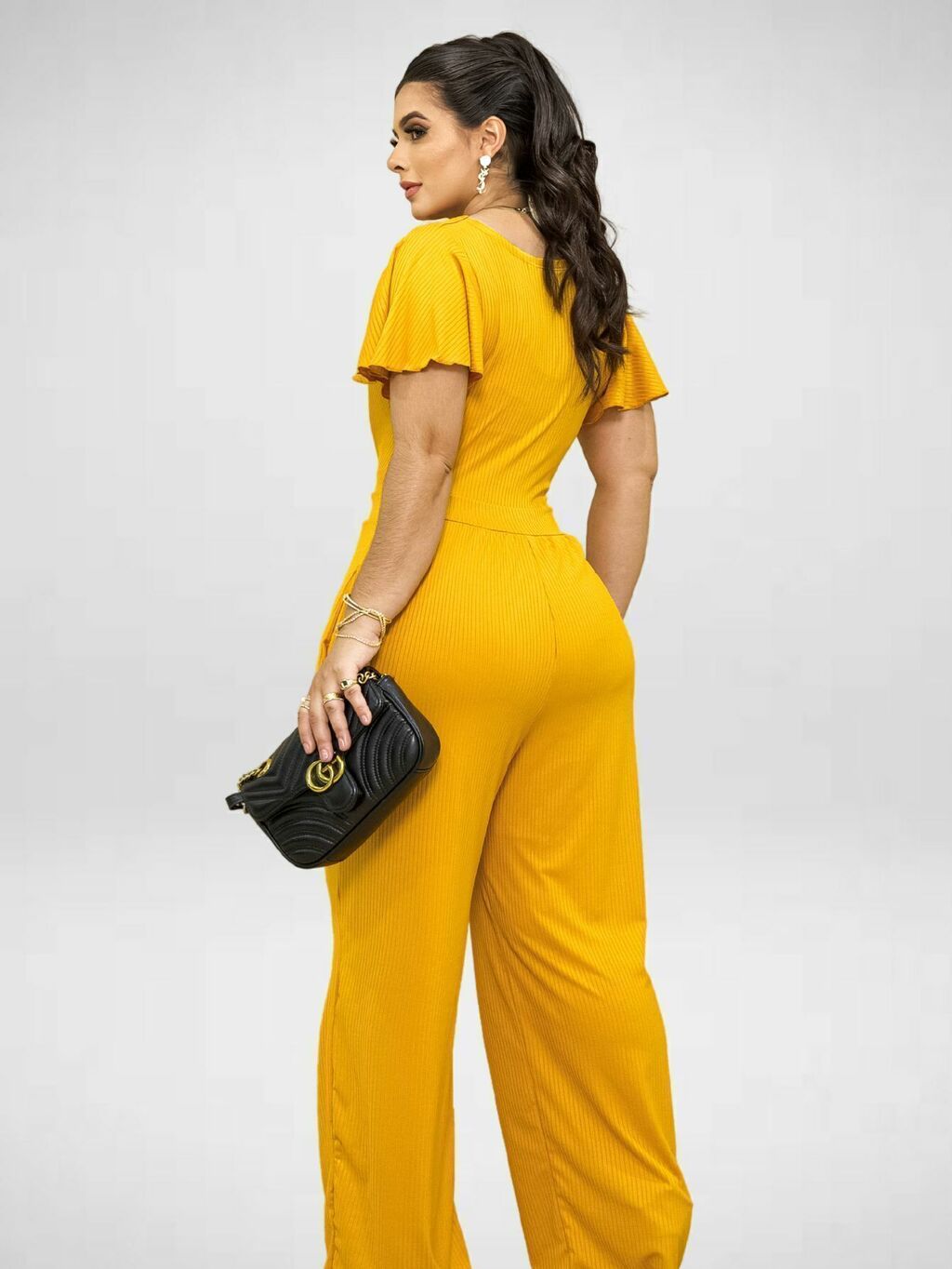 Macacao amarelo orders plus size