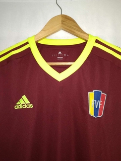 camisa Venezuela titular na internet