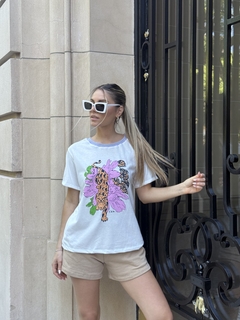 Remera tigre iris