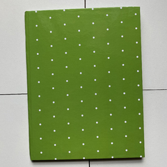 Cuaderno Tapa Dura Rayado Verde Pintitas - comprar online
