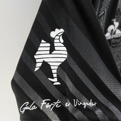 Imagem do Camisa Atlético Mineiro III 22/23 (Manto da Massa) Torcedor Le Coq Sportif Masculina - Preta